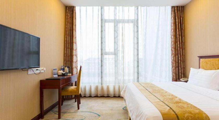 Junlai Pudong Airport Hotel