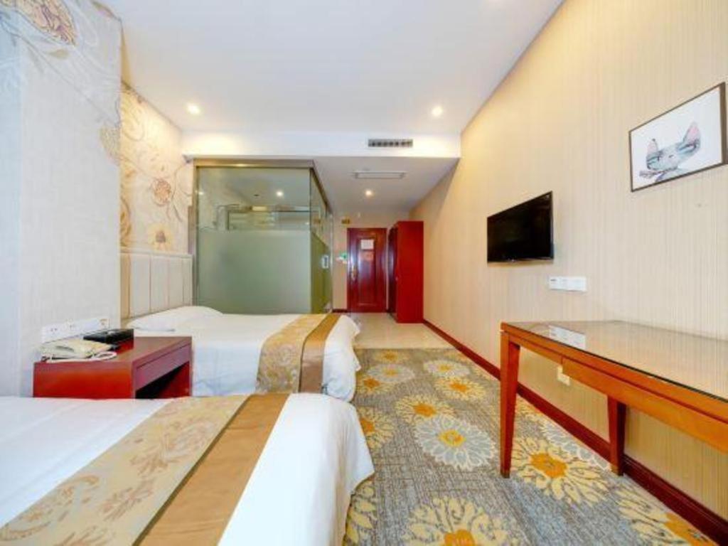 Junlai Pudong Airport Hotel 3*