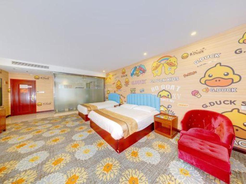 Junlai Pudong Airport Hotel 3*