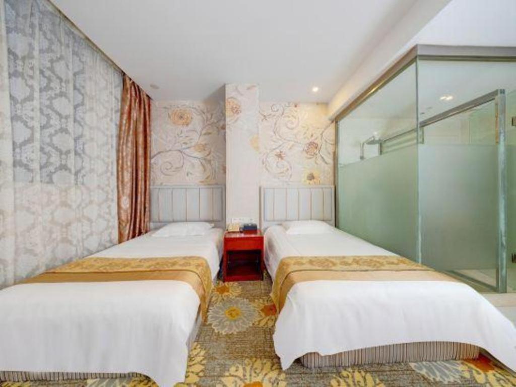 Hotel Junlai Pudong Airport 3*